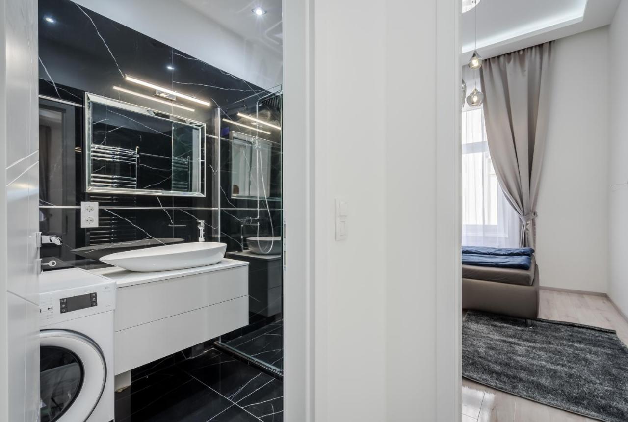 Kiraly 35 Luxury Apartment With Free Parking Budapest Exterior photo